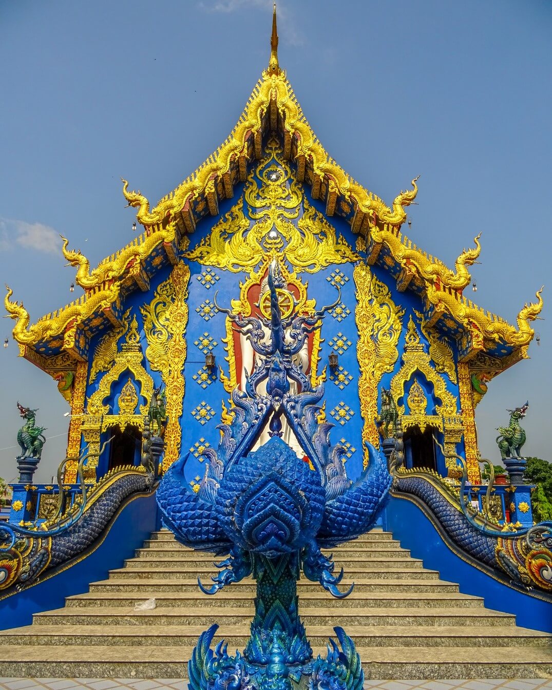 Blue Temple Chiang Rai Things to do in North Thailand
